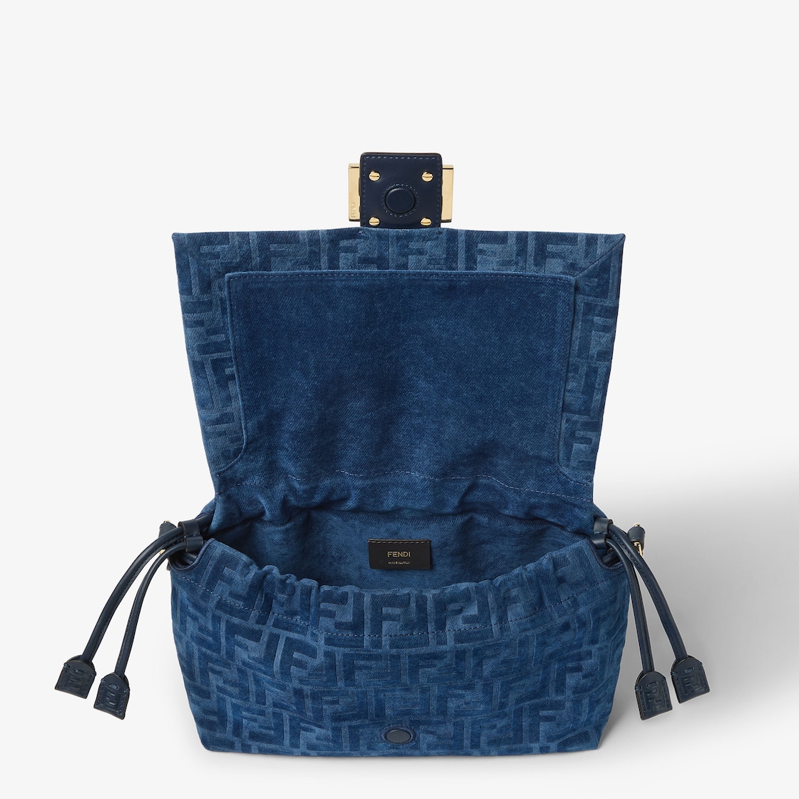 FENDI Mamma Baguette Medium Blue flocked FF denim bag - Image 3